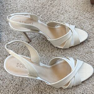 SCHUTZ Women's Cream Strappy Heels size 10. But feels more like a 9